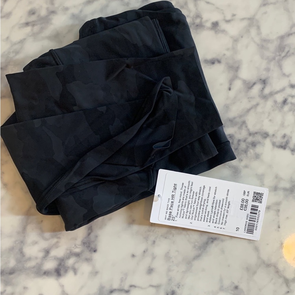lululemon Base Pace High-Rise Tight 25" size 10 in dark camo